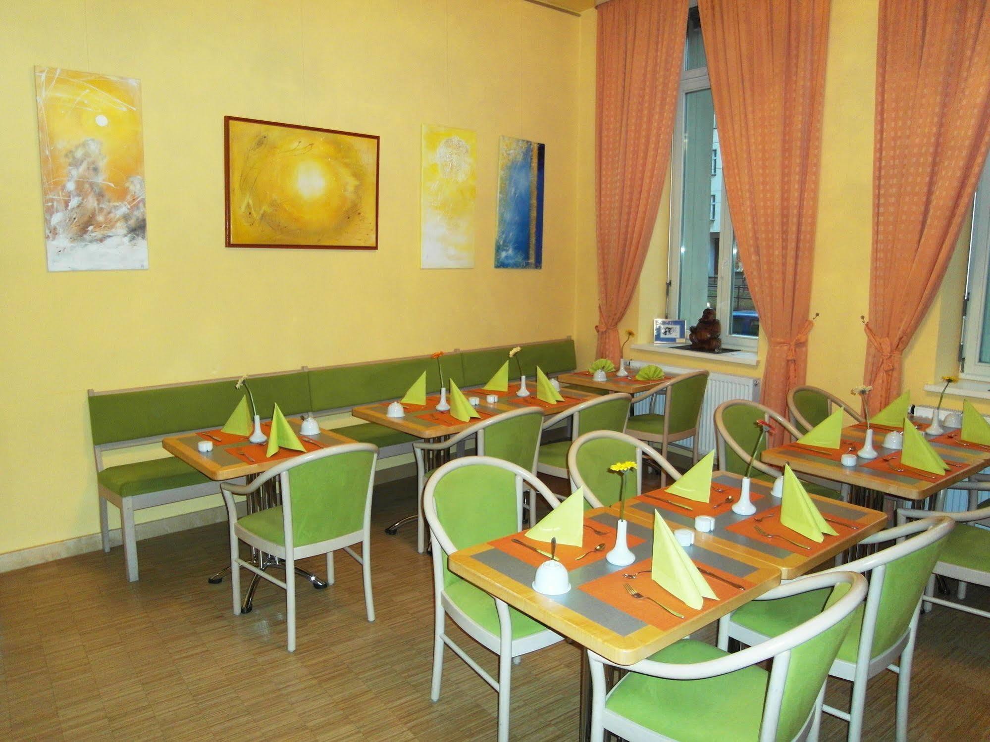 Melarose Feng Shui Hotel Берлин Экстерьер фото
